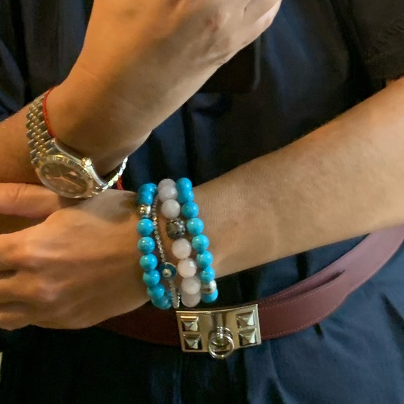 Turquoise beaded Bracelet pull-on style - Picture 2 of 3